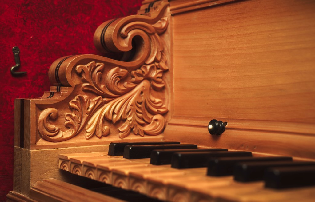 當今掀起的「復古風潮」，那些關於古樂器的誤會與傳說？